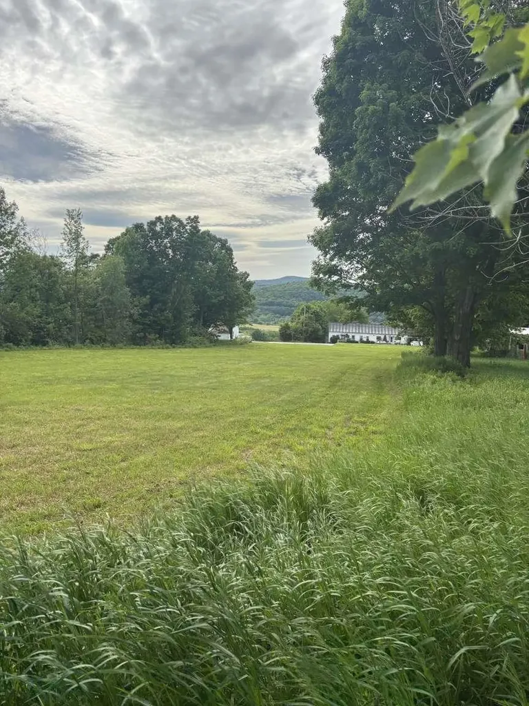 6 Dartsmouth College Highway Haverhill NH 03765