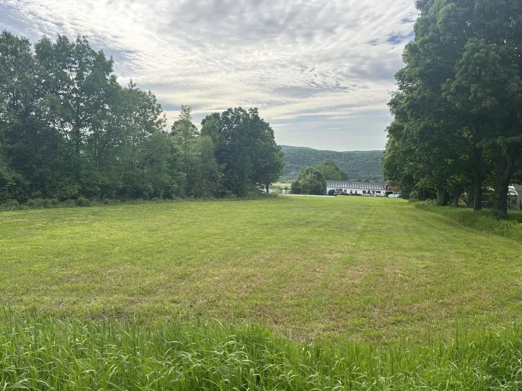 6 Dartsmouth College Highway Haverhill NH 03765