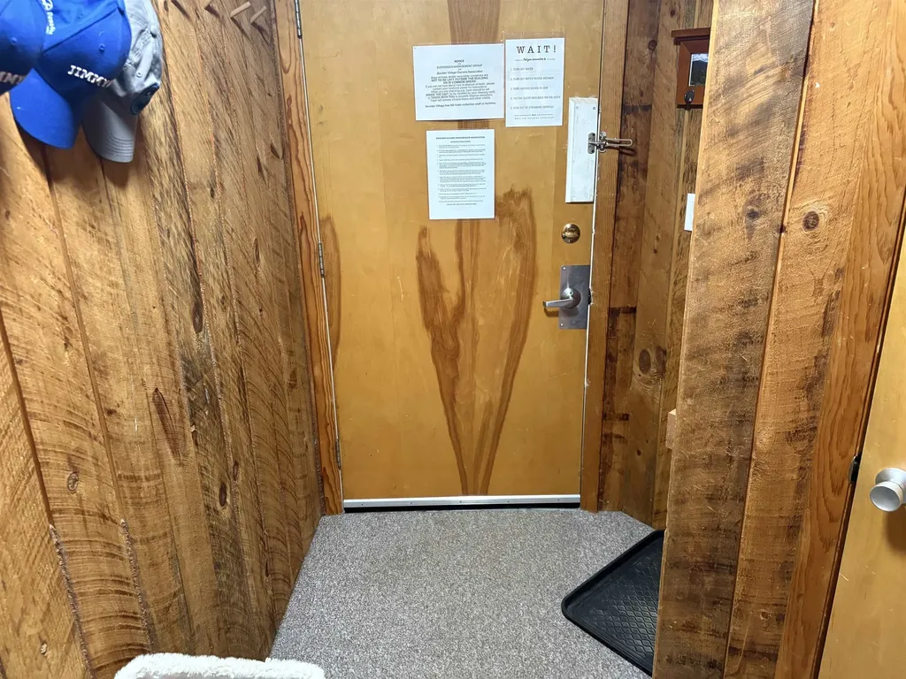 34 Weetamoo Trail Campton NH 03223