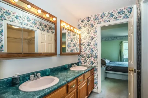 6 Moon Brook Drive Rutland City VT 05701