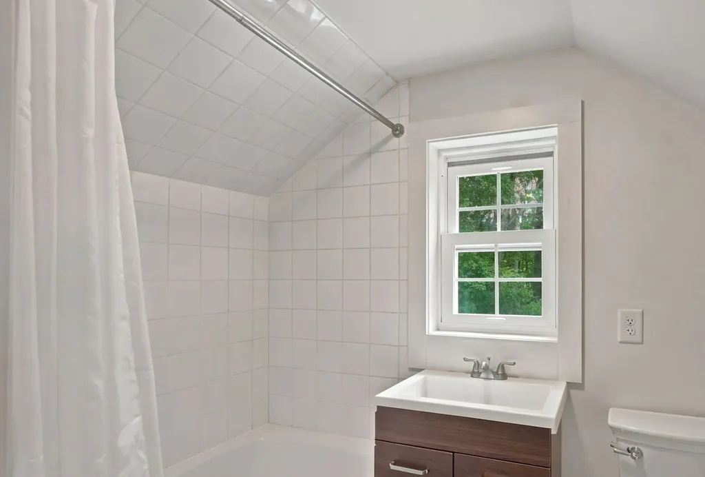26 Jessica Lane New Boston NH 03070