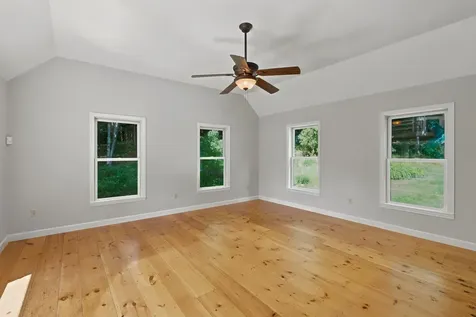 26 Jessica Lane New Boston NH 03070