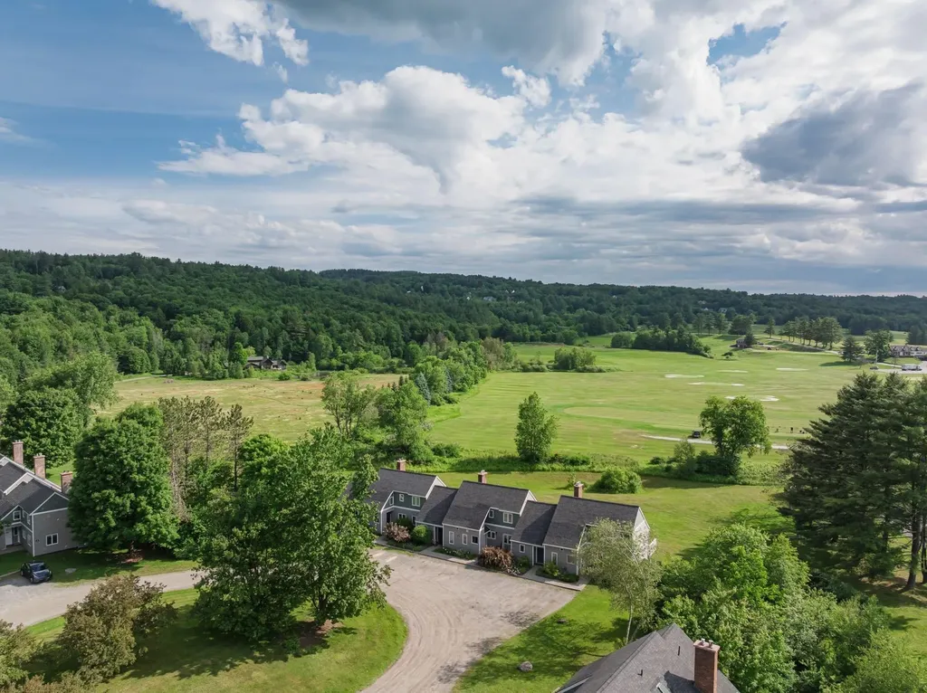 24 Stoweflake Meadows Loop Stowe VT 05672