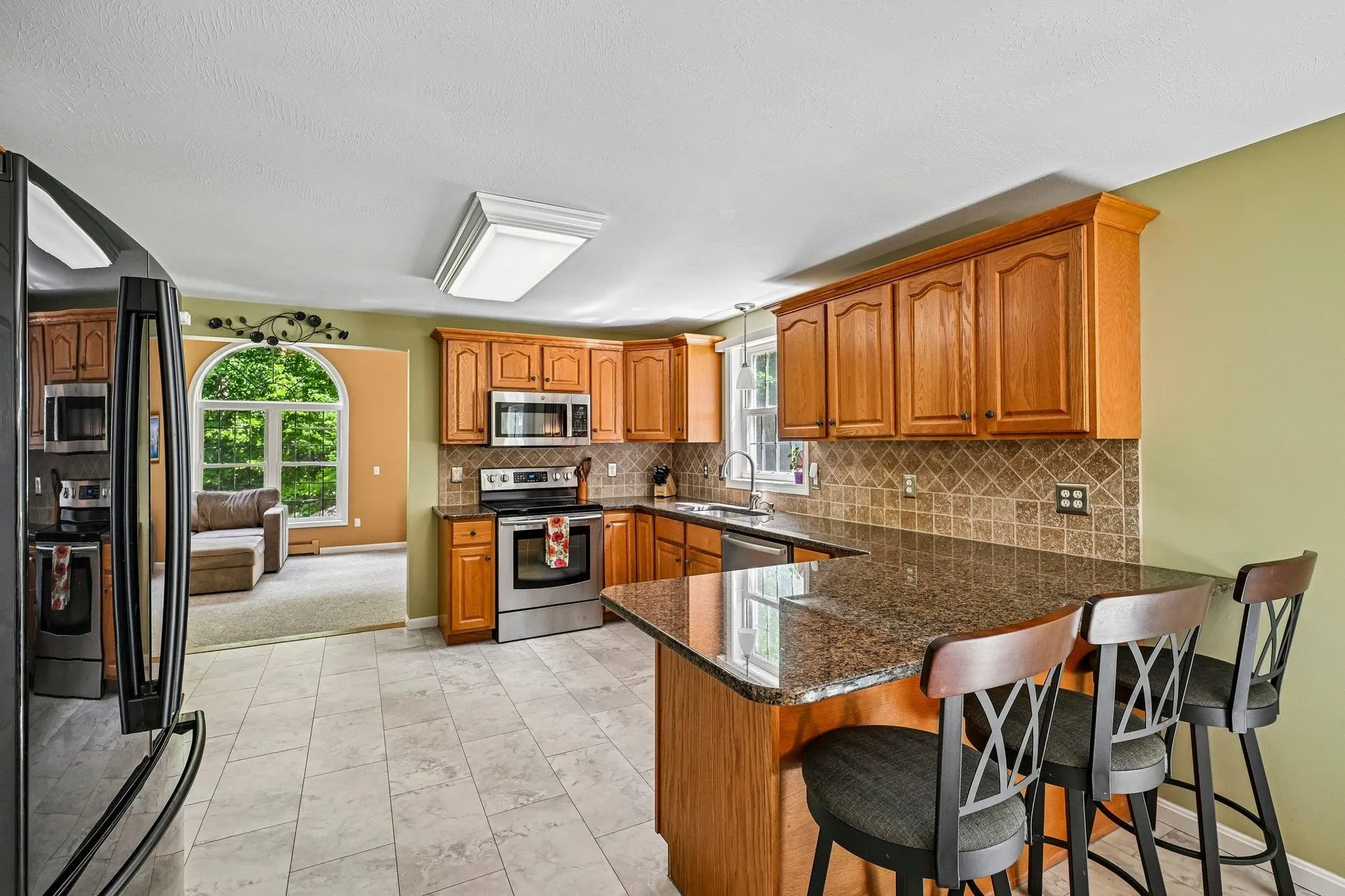 8 Hazelwood Drive Salem NH 03079