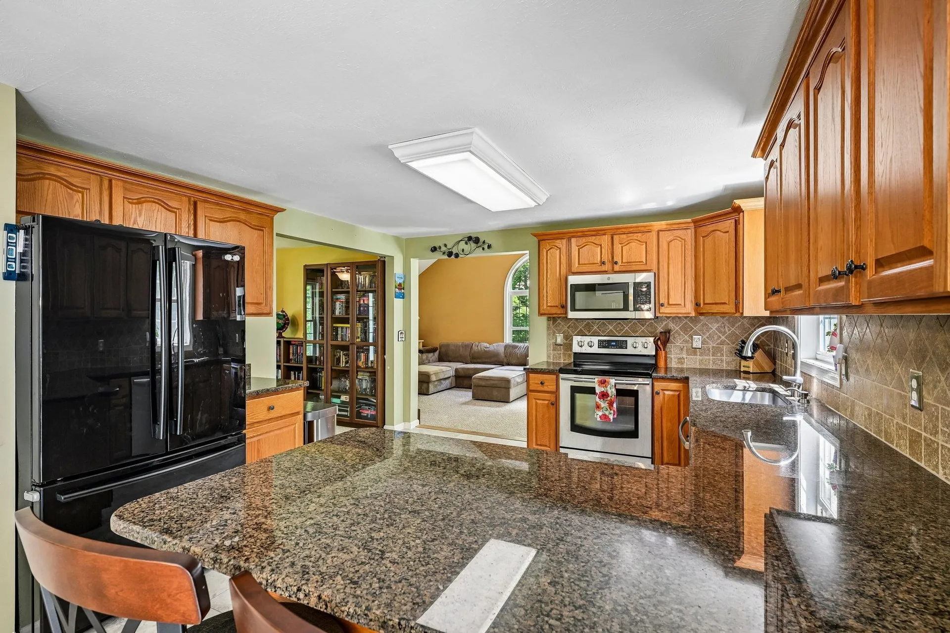 8 Hazelwood Drive Salem NH 03079