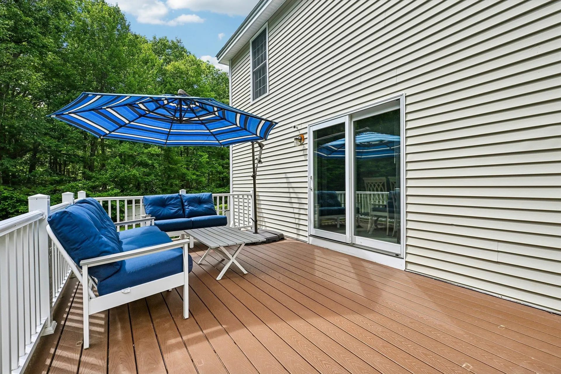 8 Hazelwood Drive Salem NH 03079