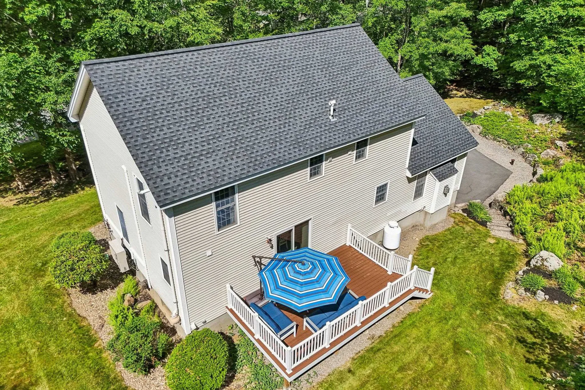 8 Hazelwood Drive Salem NH 03079