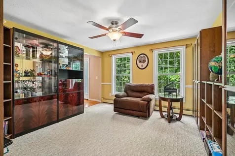8 Hazelwood Drive Salem NH 03079