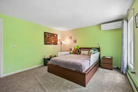 8 Hazelwood Drive Salem NH 03079