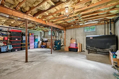 8 Hazelwood Drive Salem NH 03079