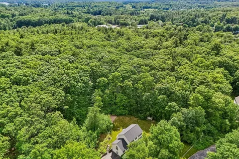 8 Hazelwood Drive Salem NH 03079