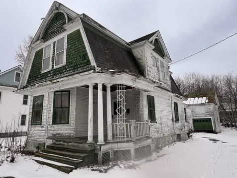 29 Dewey Street Richford VT 05476