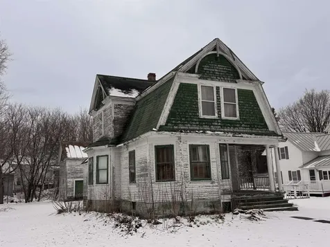 29 Dewey Street Richford VT 05476