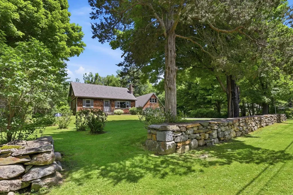 66 Green Street Northwood NH 03261