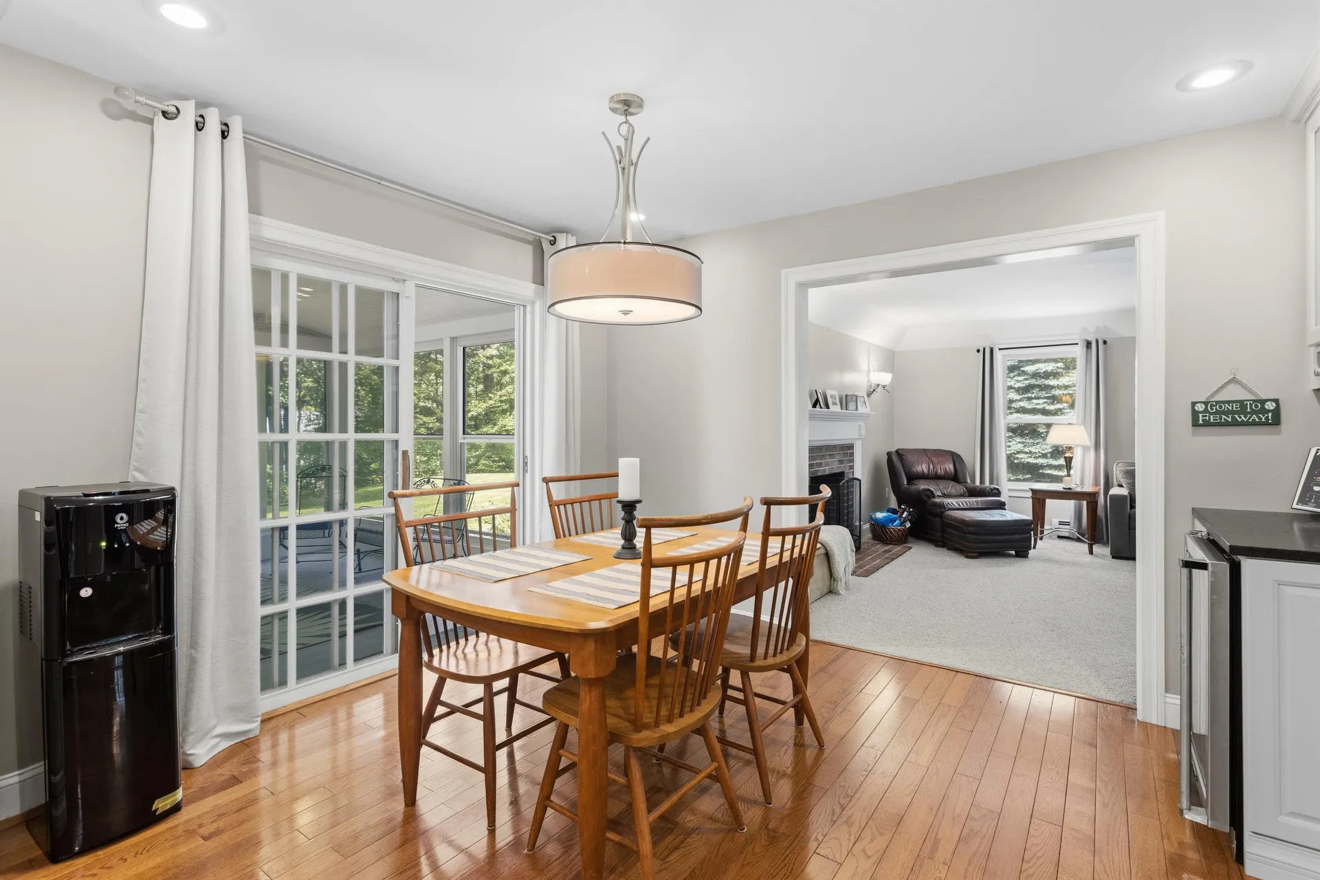7 Premier Drive Londonderry NH 03053