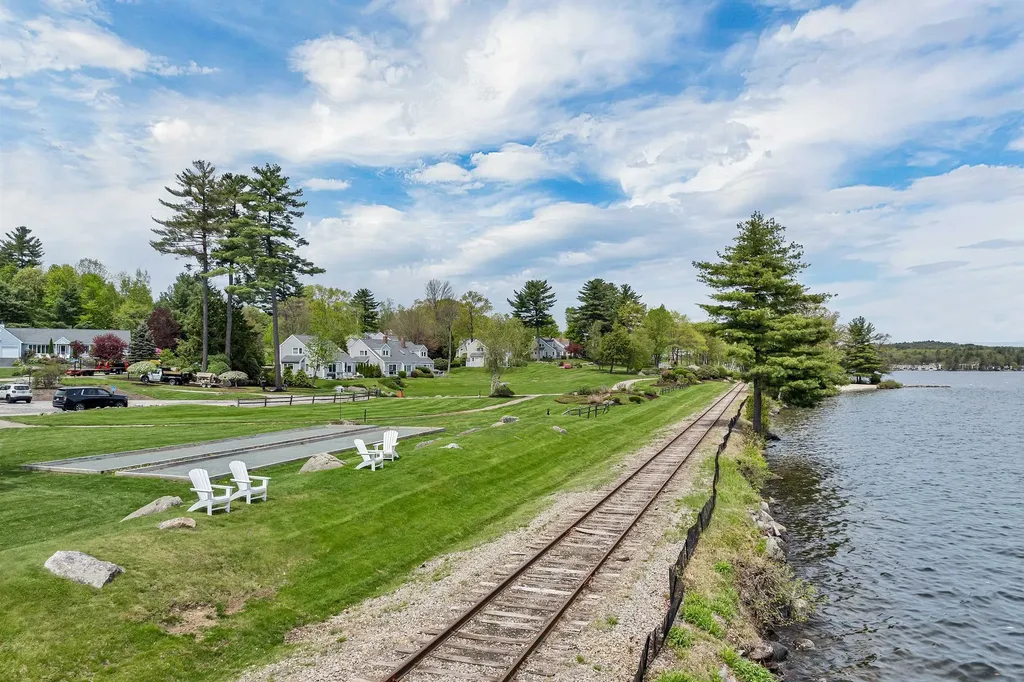 7 Croft Way Laconia NH 03246