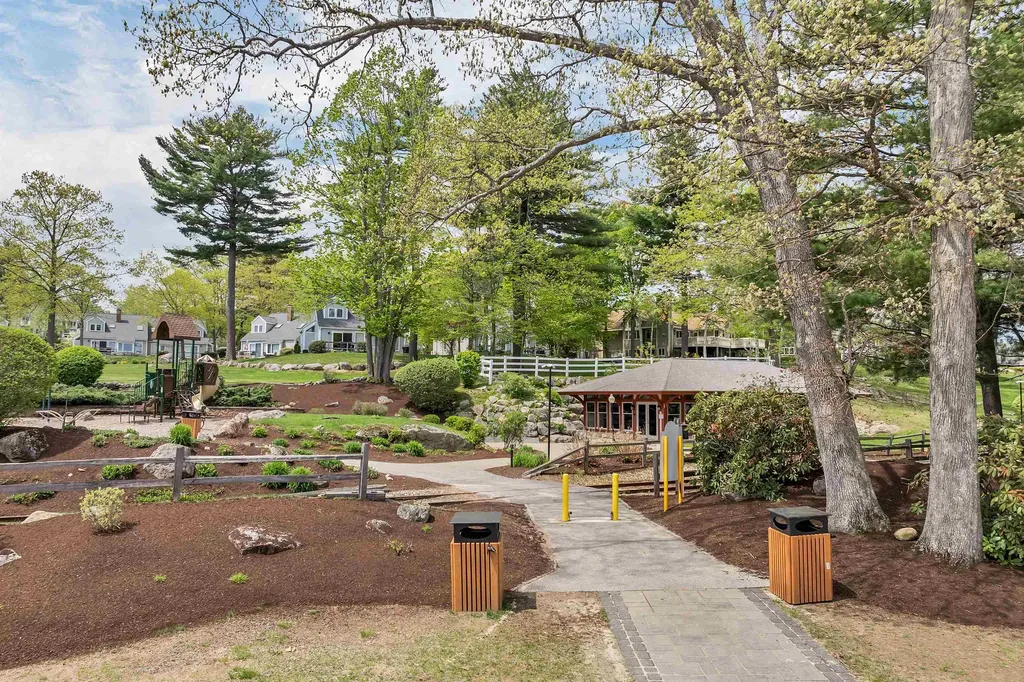 7 Croft Way Laconia NH 03246