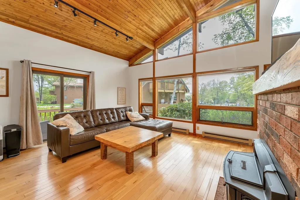 7 Croft Way Laconia NH 03246