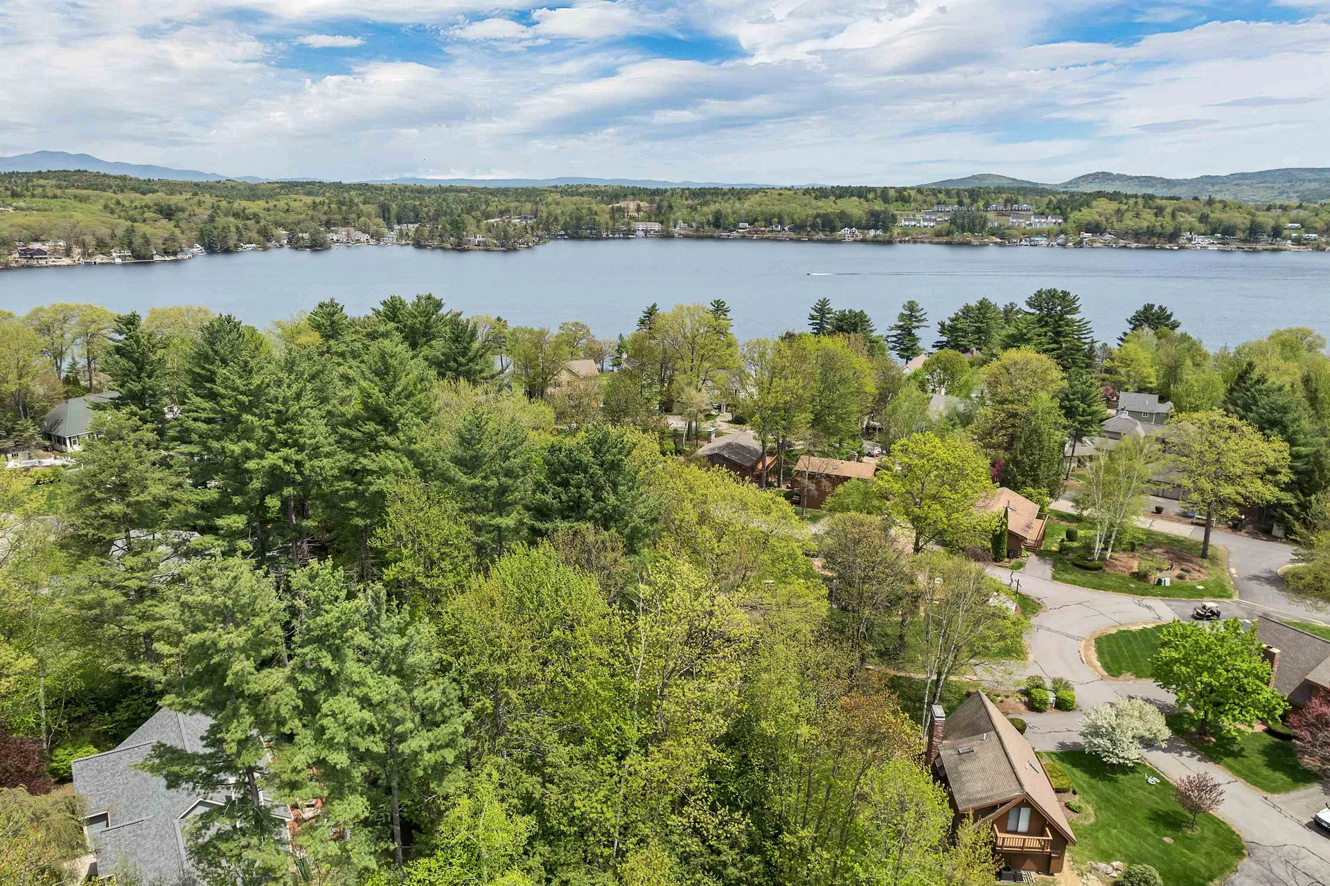7 Croft Way Laconia NH 03246