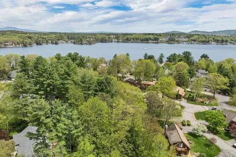 7 Croft Way Laconia NH 03246