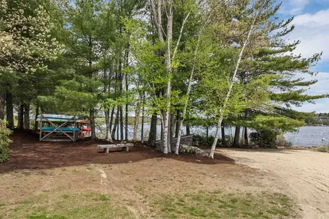 7 Croft Way Laconia NH 03246