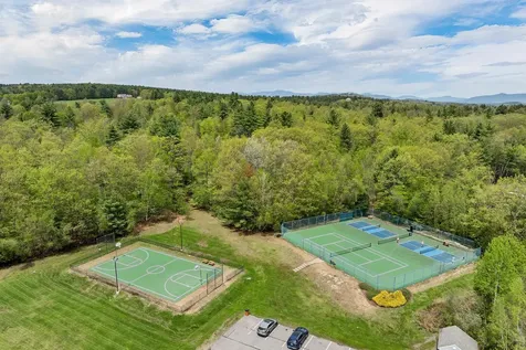 7 Croft Way Laconia NH 03246