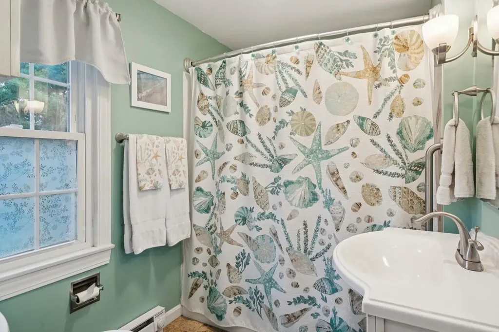39 Briar Hill Road Bristol NH 03222