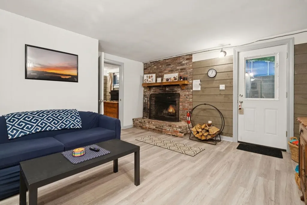 39 Briar Hill Road Bristol NH 03222