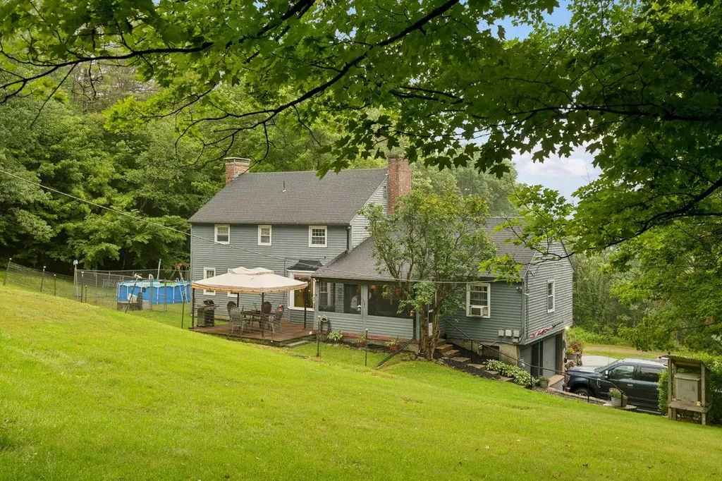 39 Briar Hill Road Bristol NH 03222