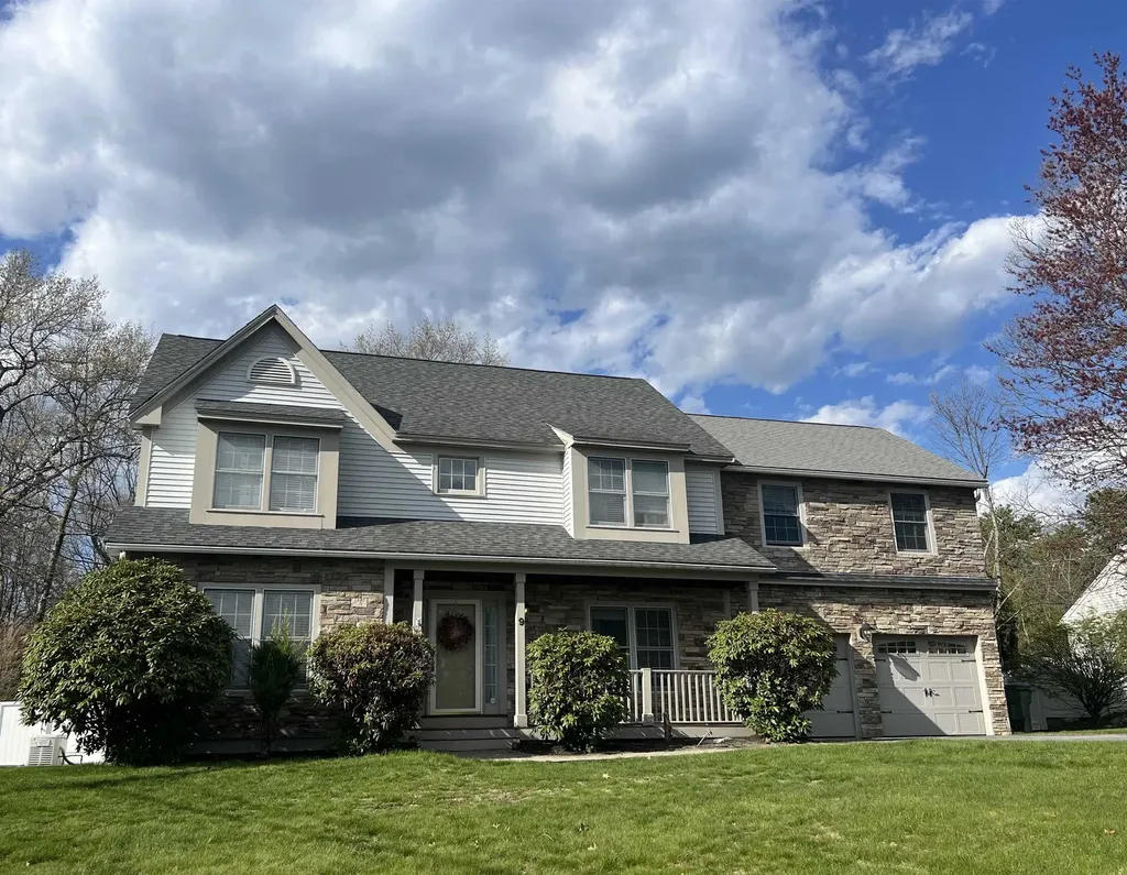 9 Tennyson Drive Manchester NH 03104