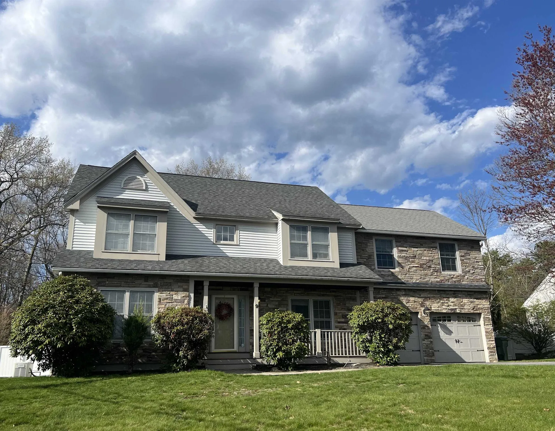 9 Tennyson Drive Manchester NH 03104