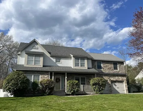 9 Tennyson Drive Manchester NH 03104