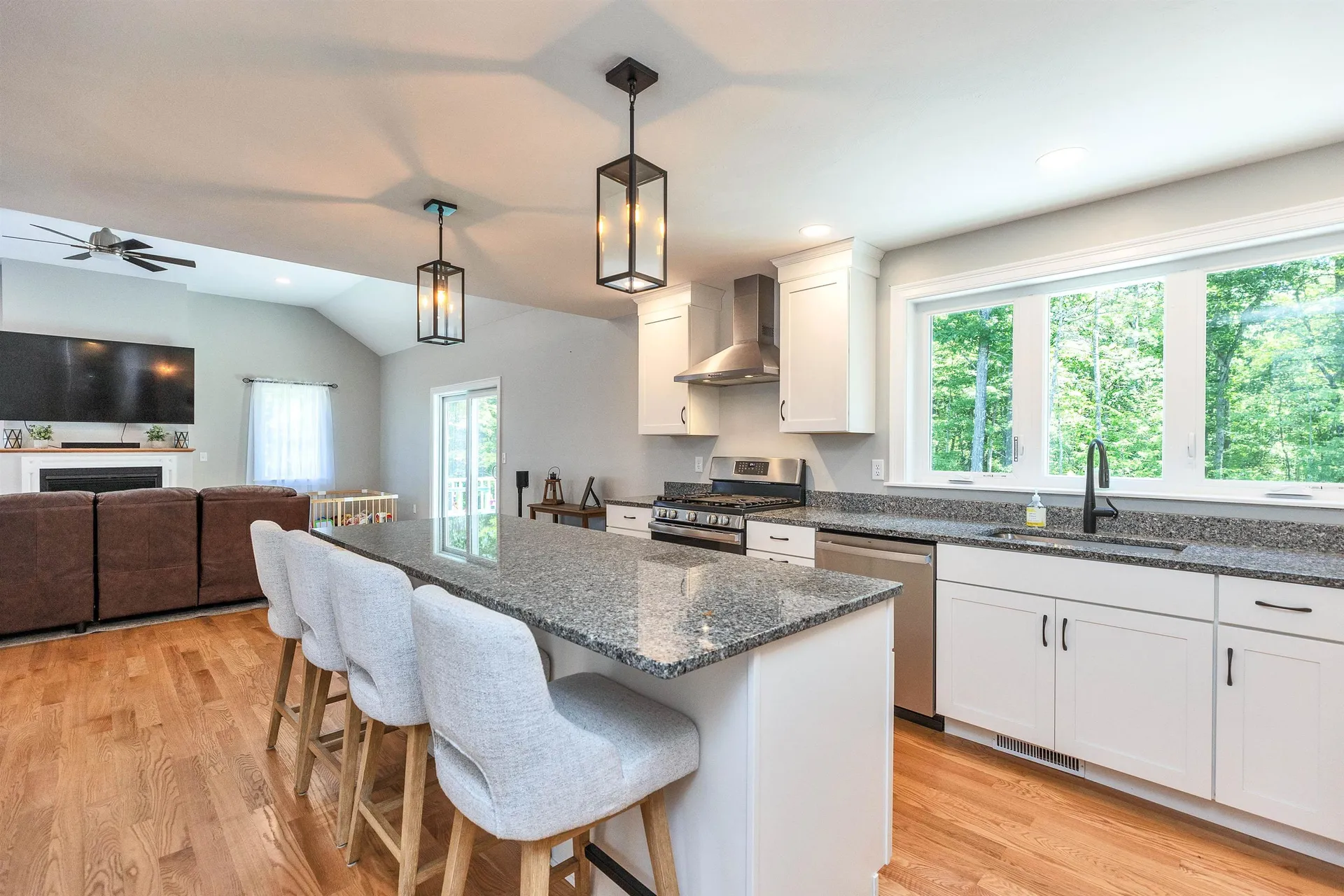 15 Pigeon Hill Road Brookline NH 03033