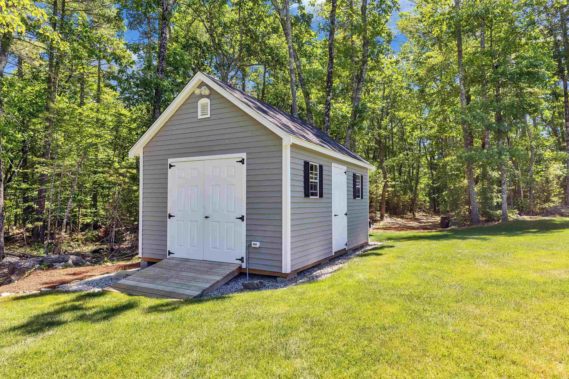 15 Pigeon Hill Road Brookline NH 03033