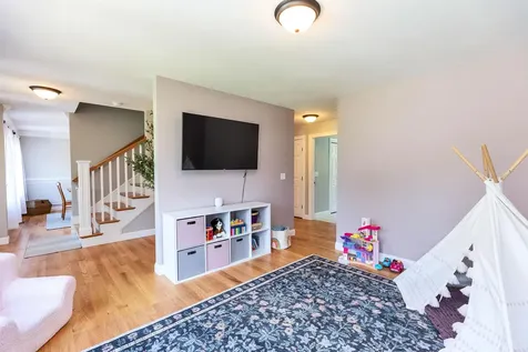 15 Pigeon Hill Road Brookline NH 03033