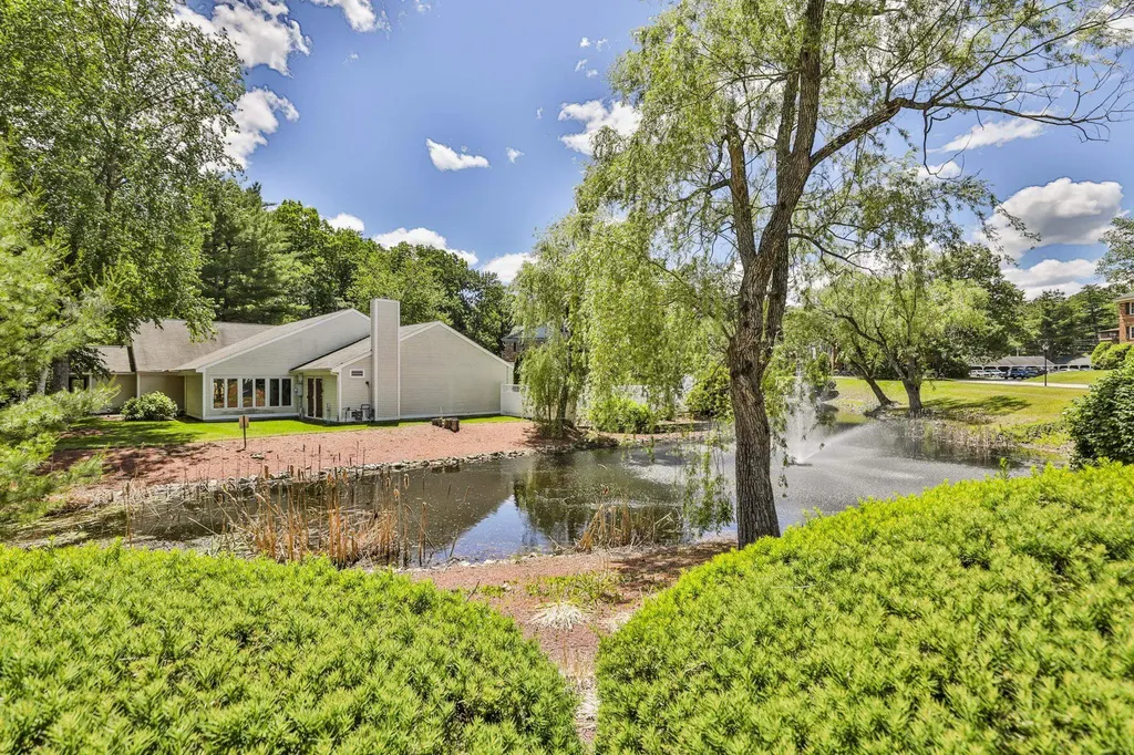9 Northbrook Drive Manchester NH 03102
