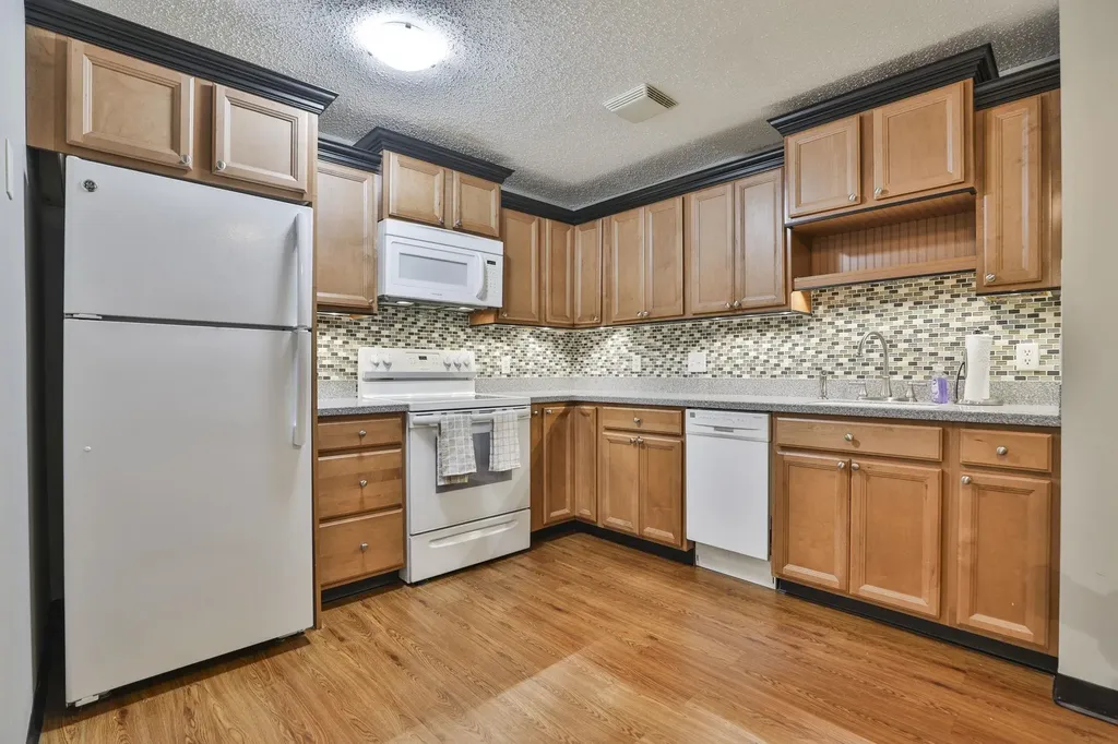 9 Northbrook Drive Manchester NH 03102