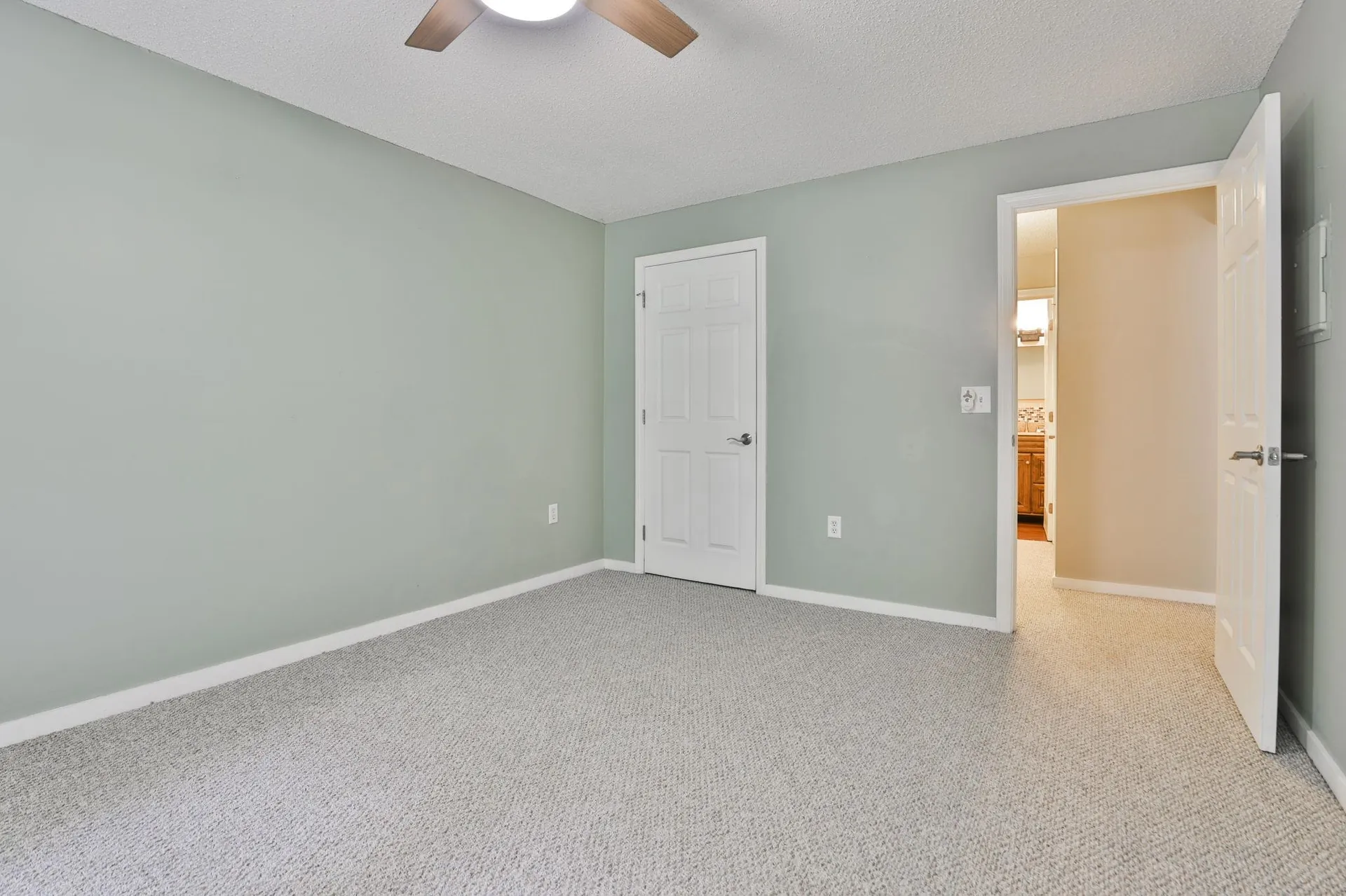 9 Northbrook Drive Manchester NH 03102