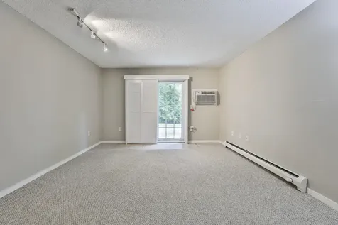 9 Northbrook Drive Manchester NH 03102