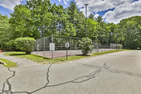 9 Northbrook Drive Manchester NH 03102