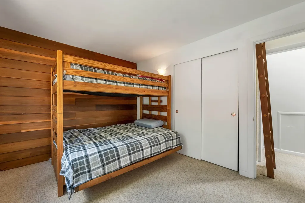 6 Loon Valley Road Lincoln NH 03251