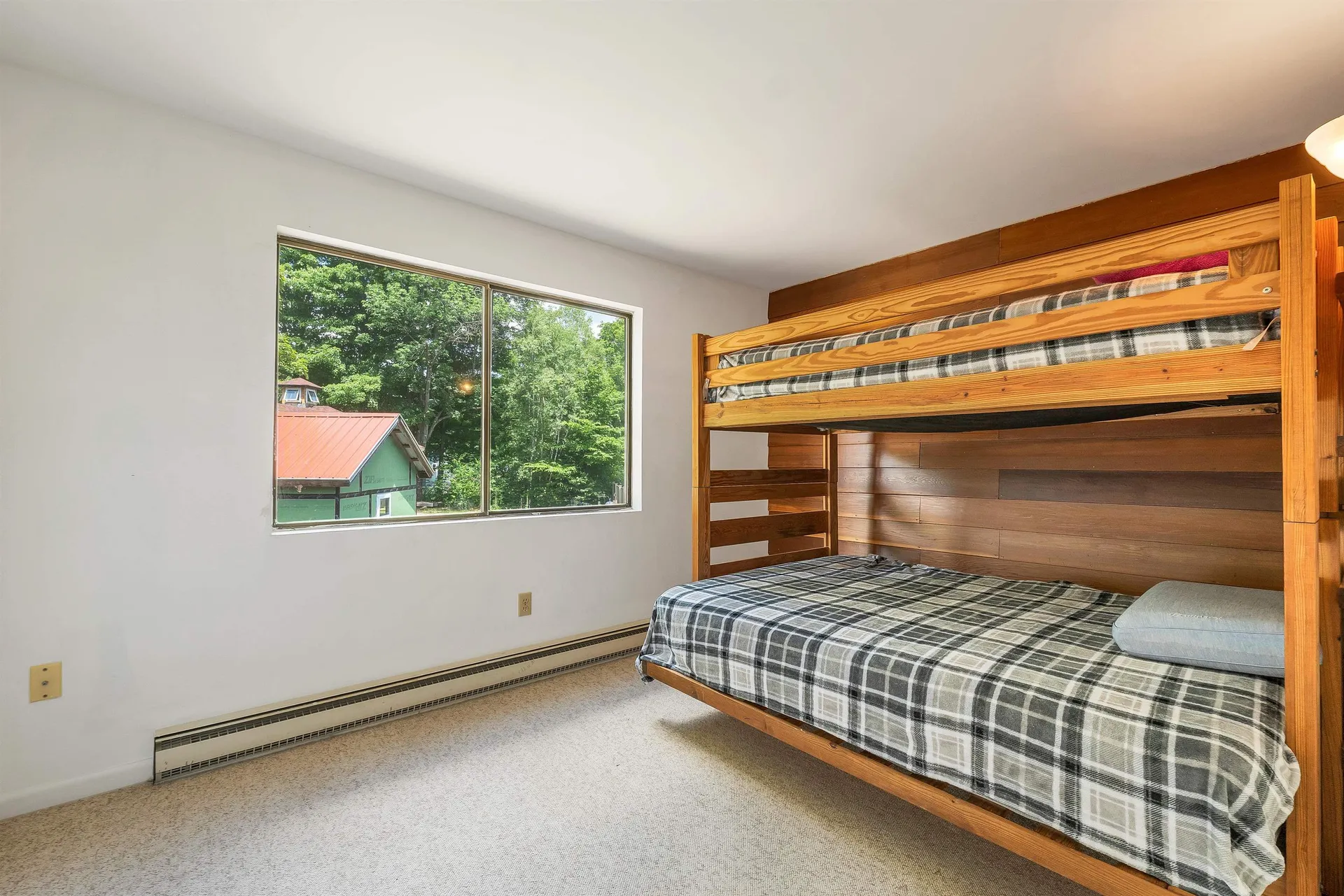 6 Loon Valley Road Lincoln NH 03251