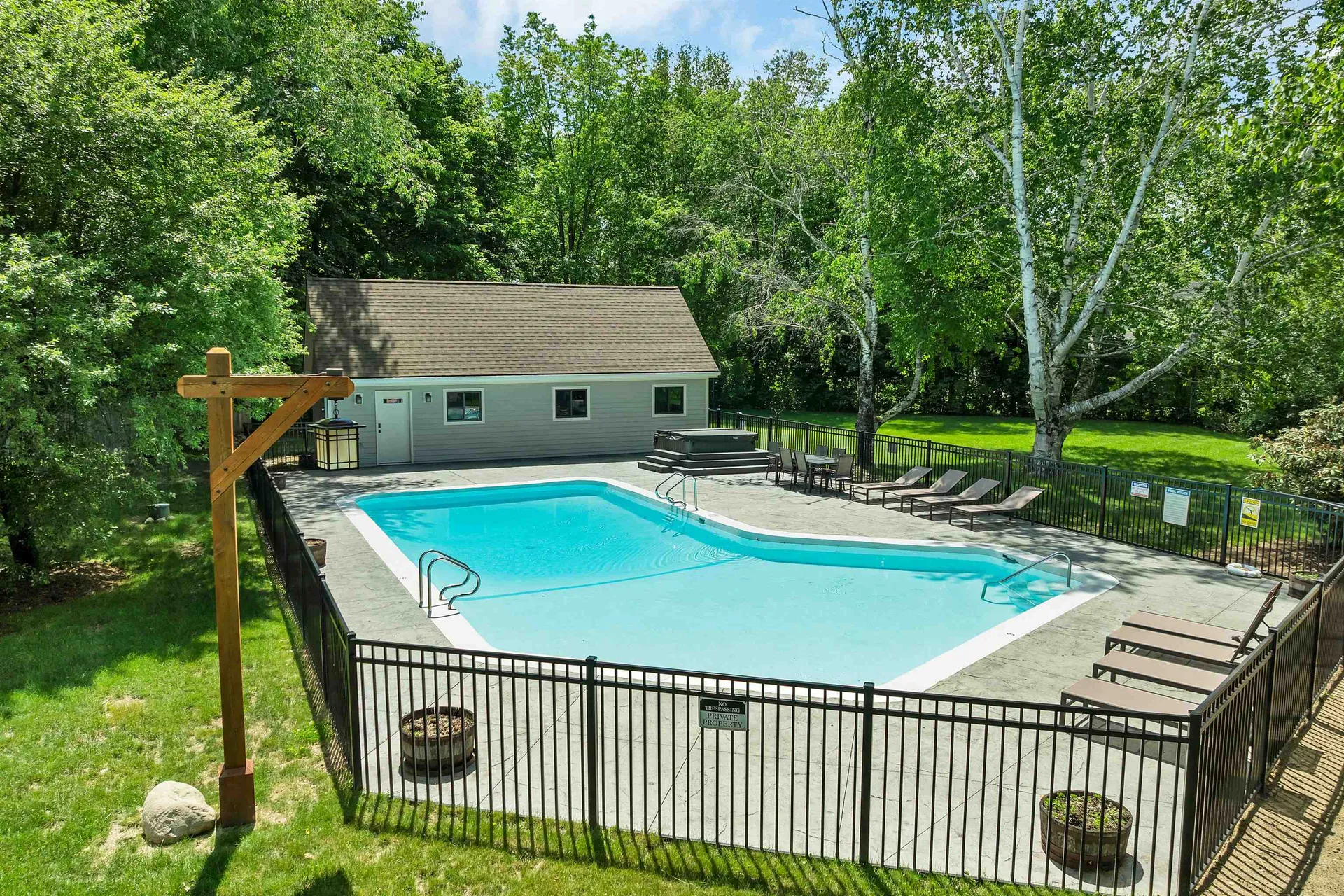 6 Loon Valley Road Lincoln NH 03251