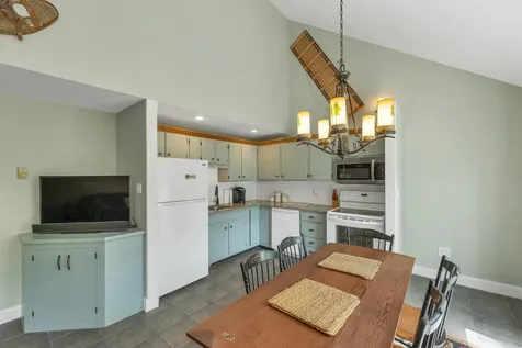 6 Loon Valley Road Lincoln NH 03251