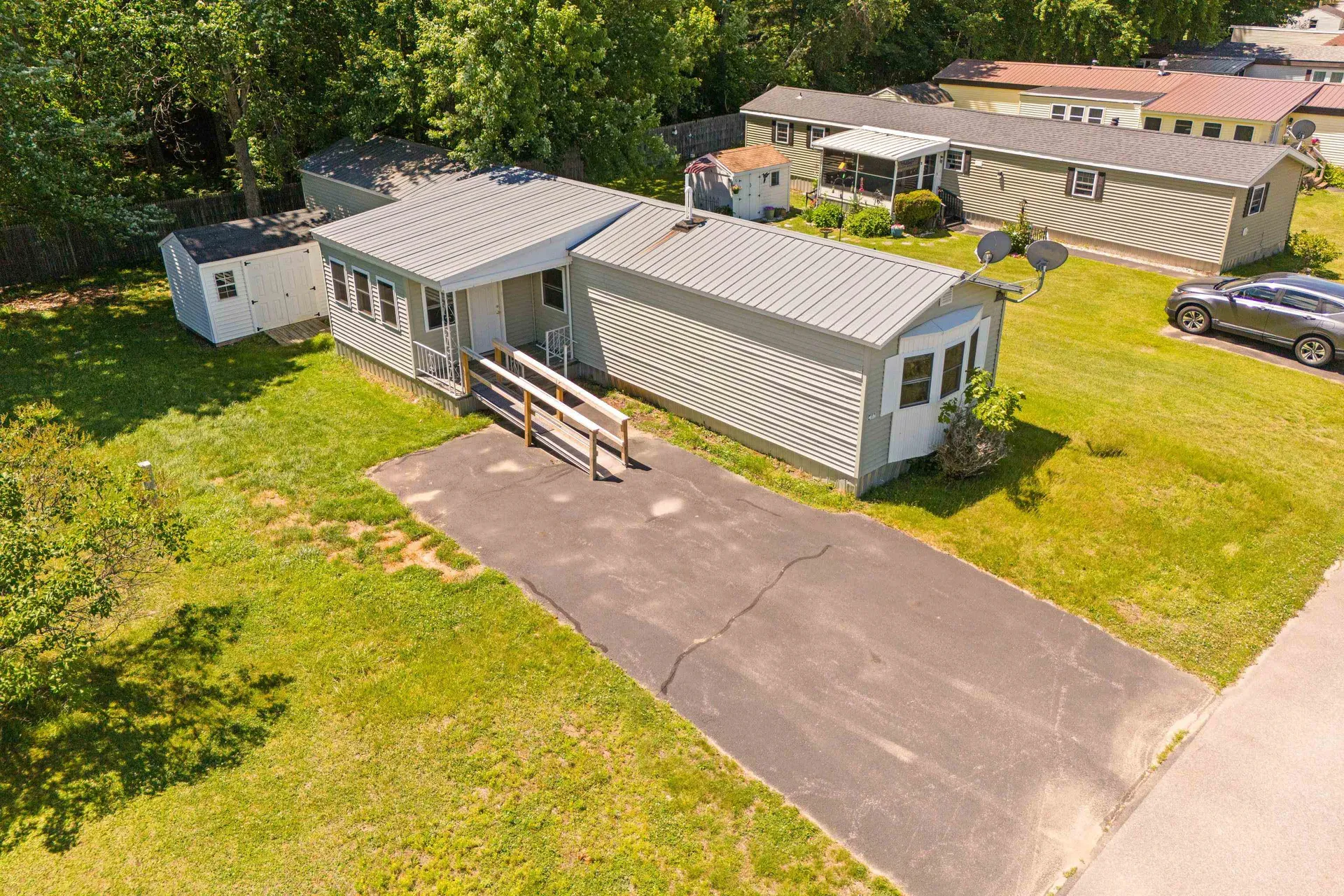 290 Calef Highway Epping NH 03042