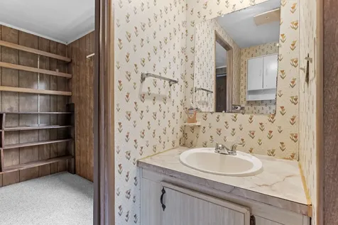 290 Calef Highway Epping NH 03042