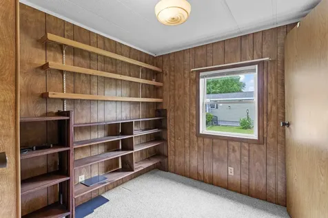 290 Calef Highway Epping NH 03042