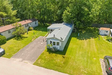 290 Calef Highway Epping NH 03042