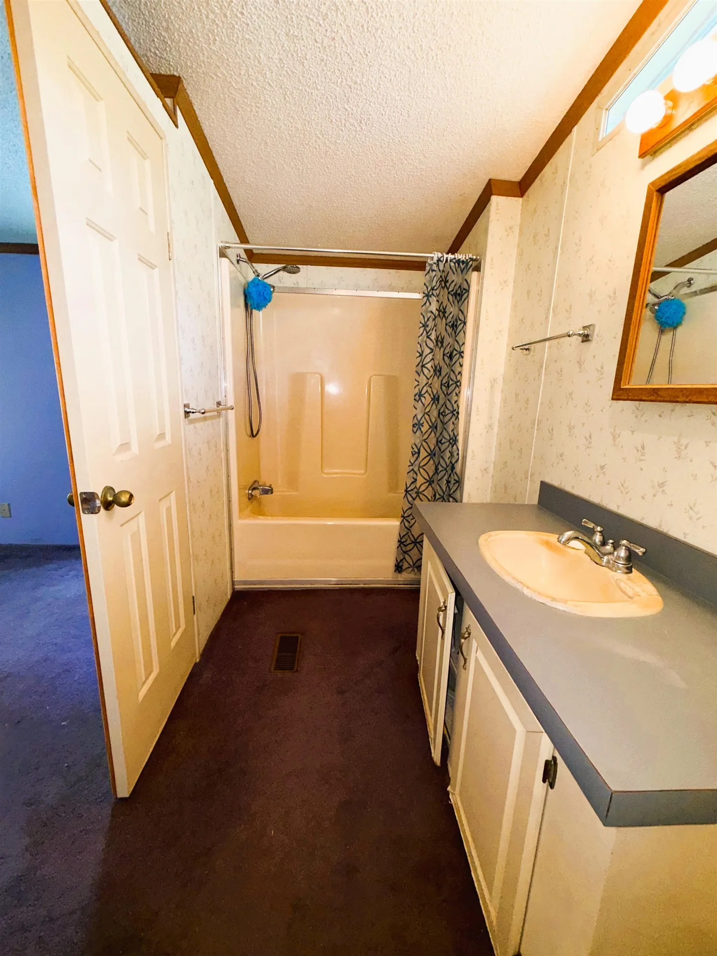 11 Corey's Mobile Home Park Littleton NH 03561