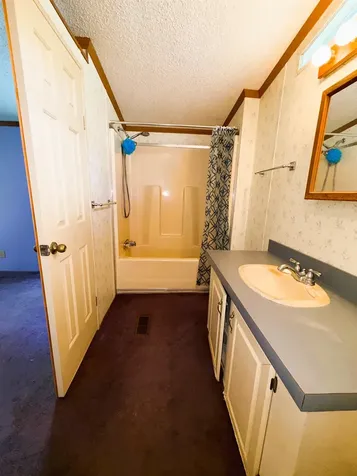 11 Corey's Mobile Home Park Littleton NH 03561